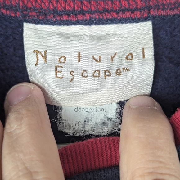 Natural Escape XL Double Collar Grandma Crewneck Navy/Red - Picture 5 of 8